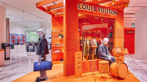 louis vuitton pet bijenkorf|louis vuitton amsterdam.